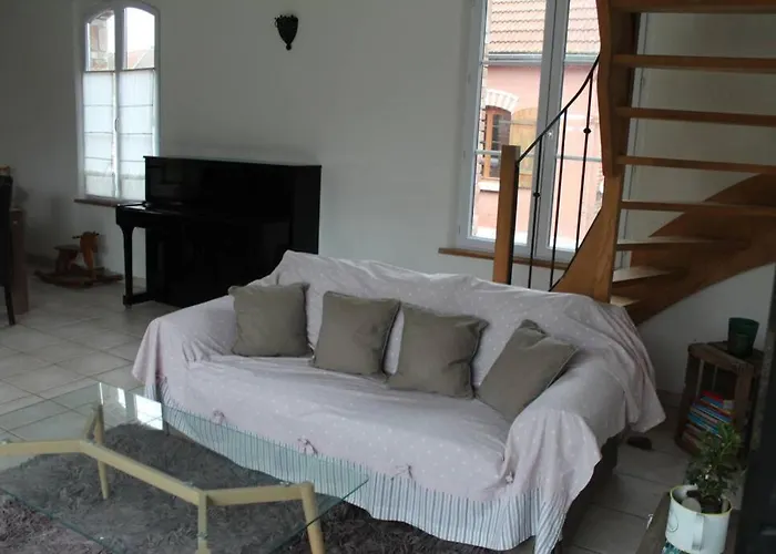 Jolie Maison 2 Chambres - Jardin